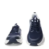 Championes de hombre Umbro Dynamen, color azul marino con suela blanca y detalles del logo en el lateral.