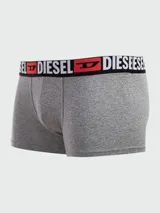 Boxer de algodón gris melange con cintura elástica negra que presenta el logo de la marca Diesel en letras blancas y recuadros rojos.