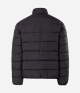 Campera acolchada tipo puffer, color marrón topo, con cuello alto y cierre frontal de cremallera. Presenta costuras horizontales que crean un efecto acolchado.