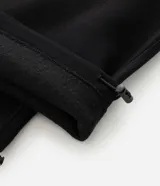 Pantalón baggy de Blue Steel, confeccionado en algodón con felpa. Presenta corte holgado, cintura elástica con cordón ajustable, bolsillos laterales y bajo con regulador elástico.