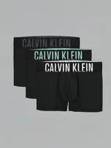 Pack de tres boxers ajustados de algodón con cintura elástica distintiva de Calvin Klein. Diseño minimalista con acabado suave.