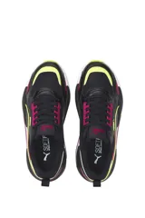 Championes deportivos Puma X-Ray, diseño multicolor que combina negro, gris, blanco, turquesa, amarillo y violeta.