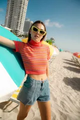 Short de jean de tiro medio color celeste.