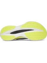 Championes de running Under Armour U Velociti Elite 3, color gris claro con detalles en amarillo flúor y blanco. Incorporan placa de carbono integral, capellada de tejido Leno elástico y entresuela de espuma ligera y reactiva con tecnología HOVR+.