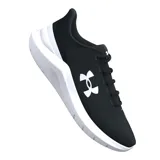 Championes de running Under Armour modelo Phade RN 3, color negro con entresuela blanca. Presentan una parte superior de malla ligera y transpirable con el logo de la marca en el lateral y suela de goma con ranuras flexibles.