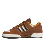 Championes Adidas Forum 84 Low ADV color marrón, con detalles en blanco y negro.