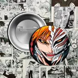 Pin metálico con ilustración de Ichigo Kurosaki en su forma Hollow.