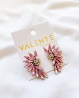 Aros colgantes con forma de abanico, con cristales rosados y centro con forma de corazón con strass.