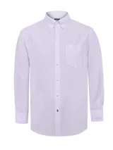 Camisa de manga larga RKF en color lila con microestampado a cuadros. Presenta cuello americano abotonado, bolsillo frontal con logo bordado y puños ajustables con detalle decorativo. Confeccionada en algodón con acabado resistente a las arrugas.