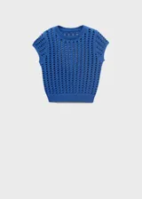 Jersey de manga corta confeccionado en tejido de punto grueso con diseño de crochet. Presenta cuello redondo, corte recto y diseño crop con terminaciones en tejido acanalado.