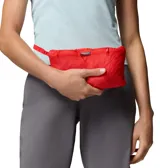 Campera cortaviento Columbia Switchback IV Jacket para mujer, de color rojo, con tecnología Omni-Shield repelente al agua y manchas, cuello alto y capucha desmontable.