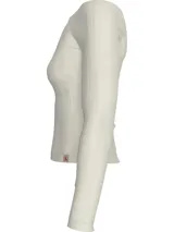 Remera color crema de corte ajustado, con textura de canalé y escote bardot.