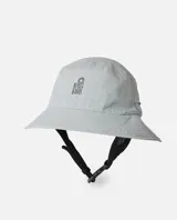 Sombrero de agua Rip Curl modelo S Series Surf, color gris, con solapa trasera para protección solar, barboquejo ajustable y red de ventilación.