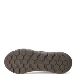 Zapatos urbanos Caterpillar modelo Hex Lite Cruise, confeccionados en cuero marrón con detalles textiles. Presentan un diseño robusto con suela de EVA ligera y goma para mayor agarre, cordones al tono y forro interior reciclado.
