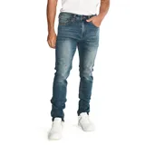 Pantalón de jean azul de corte skinny, con cierre de cremallera y botón metálico con logo de la marca. Diseño de cinco bolsillos con remaches metálicos y etiqueta triangular en el bolsillo trasero.