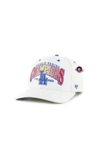 Gorra estructurada de los Los Angeles Dodgers, color blanco con visera curva y cierre ajustable. Presenta bordado frontal conmemorativo de los World Series Champions 1988 y logo de la marca '47 en el lateral.