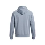 Campera deportiva con capucha Under Armour modelo Rival Light Weight, de color negro, cierre frontal completo y bolsillos laterales. Cuenta con el logo de la marca bordado sutilmente en el pecho.