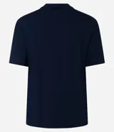 Remera Marfinno de viscosa azul marino con cuello redondo y mangas cortas. Cuenta con pequeños bordados florales distribuidos en el frente.