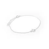 Pulsera plateada con cadena de eslabones y dije central con forma de circonita engarzada.
