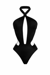 Body negro de escote profundo con diseño halter, confeccionado en tela elastizada que se adapta al cuerpo. Presenta aberturas laterales en la cintura y cierre con broches en la parte inferior.