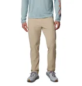 Pantalón Columbia Blood And Guts II para hombre, color beige, de corte recto y diseño funcional con bolsillos tipo cargo y tecnología de protección solar y repelencia a líquidos.