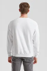 Buzo deportivo de corte clásico y escote redondo, confeccionado en tejido de algodón y poliéster. Presenta puños y ruedo acanalados, con un diseño minimalista y versátil.