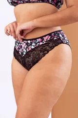 Bombacha tiro alto con lycra estampada con flores y puntilla negra.