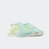 Championes Reebok Nano X5, calzado deportivo de entrenamiento en tonos verde menta y amarillo claro con detalles blancos.
