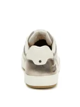 Championes Cat modelo Imply, de estilo urbano con acabado metalizado. Presentan cordones al tono, suela de goma blanca y logo de la marca grabado en el lateral.