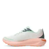 Championes de running Merrell modelo Morphlite, diseñados para terrenos mixtos. Presentan una capellada de malla técnica en tonos blanco y verde menta, con una entresuela de espuma FloatPro™ en color salmón y suela de goma naranja de alta tracción.