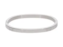 Esclava rígida de acero plateado con diseño de mariposas grabadas.