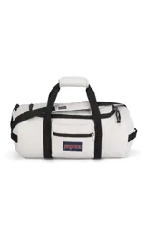 Bolso JanSport Superbreak Away Duffel, color blanco con detalles en negro. Cuenta con asas de mano y correa ajustable para el hombro, bolsillo frontal con cierre y compartimento principal con cierre de cremallera.