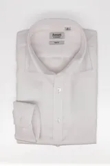 Camisa de vestir Annoni de corte slim fit, color celeste, con cuello corto y botones blancos.