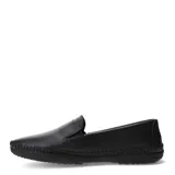 Mocasines de cuero color negro para hombre, con diseño easy wear, costuras artesanales visibles y detalles de elásticos laterales para un calce cómodo.