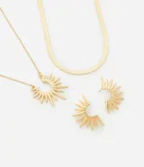 Conjunto de collar de cadena fina con colgante de medio sol, collar de cadena gruesa y caravanas con forma de medio sol.