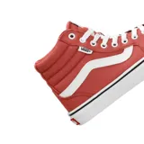 Championes de caña alta Vans Filmore Hi, color ladrillo con detalles en blanco. Fabricados en lona con suela waffle y cuello acolchado.