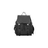 Mochila Gucci color negro con el monograma GG grabado en todo el tejido. Cuenta con solapa superior, cierres de hebilla metálica plateada con el logo grabado, bolsillos laterales con solapa y cordón ajustable de cierre.