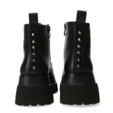 Botas de caña media color negro con cordones y plataforma.