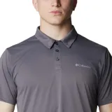 Chomba de senderismo Columbia Hike Polo Omni-Wick de color gris, con tecnología de absorción de humedad, cuello polo y cierre frontal con tres botones.