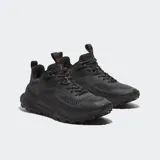 Championes Timberland Motion Access Low, color negro, con parte superior de cuero y tela ReBOTL™ (plástico reciclado). Cuentan con sistema de confort TimberCush™ y suela TimberGrip™ para tracción.