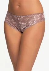 Panty corte brasileño de microtul y encaje celeste.