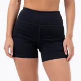 Short deportivo tipo calza de tiro alto, color negro, con bolsillos laterales y logo de la marca Merrell en contraste. Confeccionado en tejido técnico con acabado suave y tecnología de secado rápido.