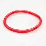 Pulseras tibetanas de caucho color plateado, realizadas con polvo de las ofrendas a los dioses en el Tibet.