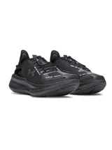 Championes Under Armour UA Echo de color negro, con diseño deportivo, amortiguación UA HOVR y sistema de cordones asimétricos con cierre rápido. Cuentan con parte superior translúcida multicapa, talón convertible UA SlipSpeed y suela de goma.
