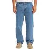 Pantalon de jean Quiksilver modelo Arno, de corte recto y tiro medio, en color azul lavado clásico con costuras reforzadas.