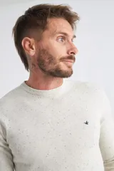 Sweater de algodón en butoné color verde, con cuello redondo, puños y dobladillo acanalados, y logo bordado en el pecho.