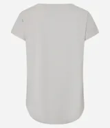 Remera deportiva Get Over de microfibra texturizada color rojo, con mangas cortas, cuello redondo y corte holgado.