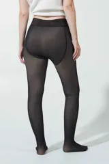Media cancan opaca de abrigo, color marrón topo, con cintura alta elástica y diseño de cobertura total hasta los pies.