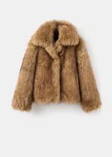 Chaqueta de efecto pelo sintético color marrón, con solapas amplias y diseño de manga larga sin cierre.