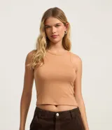 Blusa cropped musculosa Blue Steel de viscosa, con cuello redondo y diseño acanalado.